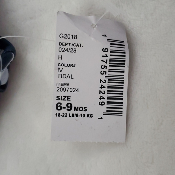 6-9 Months Children's Place Swimsuit - Picture 5 of 5